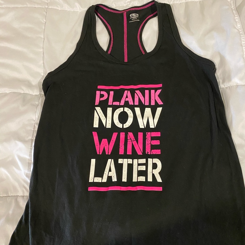 Workout tank top